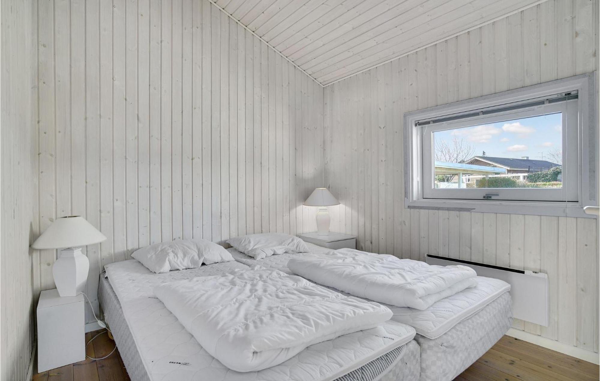 Awesome Home In Stroby With Wifi Buitenkant foto
